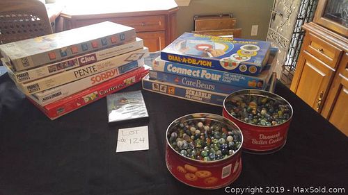 Lot #0124 (1 of 4)