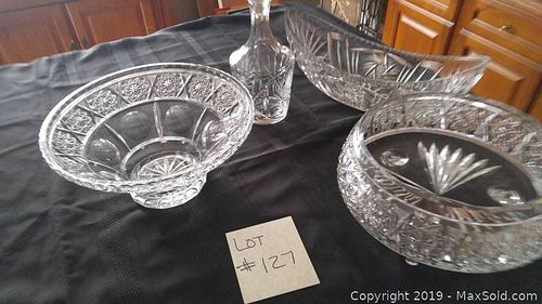 Lot #0127 (1 of 7)