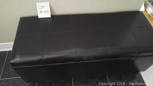 Lot #0149 (1 of 4)
