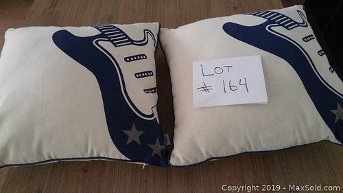 Lot #0164 (1 of 4)