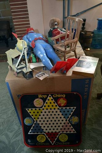 Lot #0839 (1 of 13)