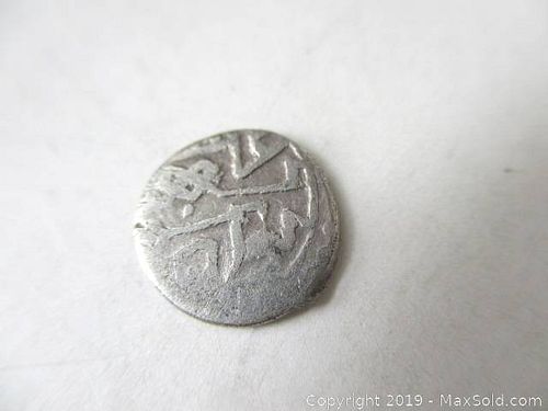 Lot #0012 (1 of 2)