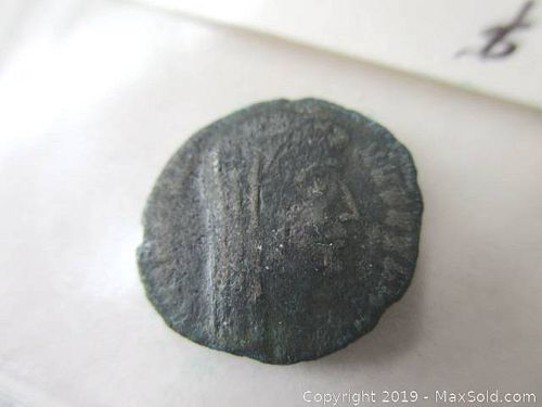 Lot #0015 (1 of 3)