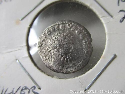 Lot #0017 (1 of 3)