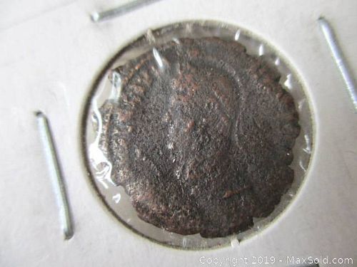 Lot #0020 (1 of 3)