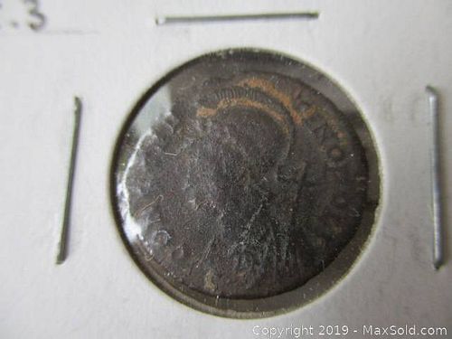 Lot #0032 (1 of 3)