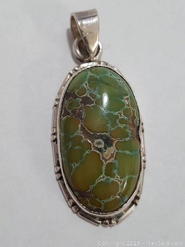 Lot #0025 (1 of 19)