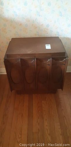Lot #0365 (1 of 11)