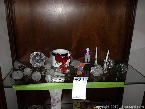 Lot #0491 (1 of 9)