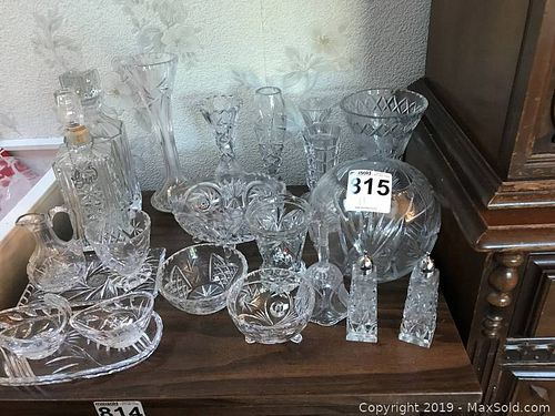 Lot #0815 (1 of 8)