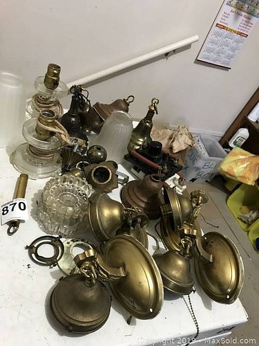 Lot #0870 (1 of 7)