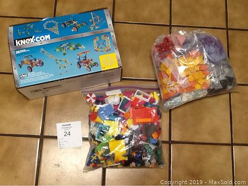 Lot #0024 (1 of 8)