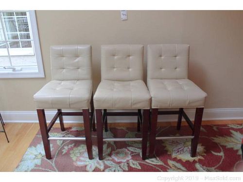 Lot #0288 (1 of 18)
