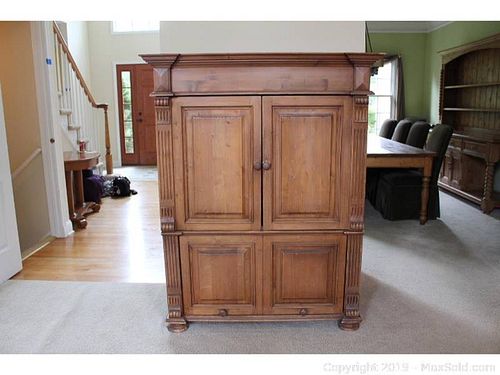 Lot #0289 (1 of 27)