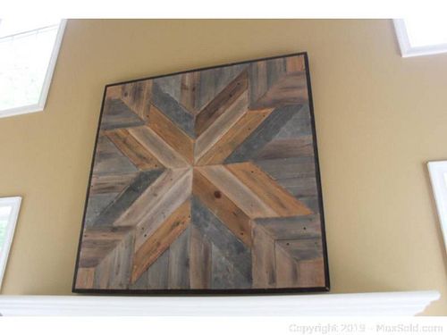 Lot #0291 (1 of 9)