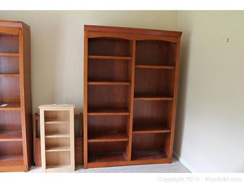 Lot #0301 (1 of 18)