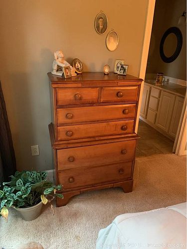 Lot #0017 (1 of 1)
