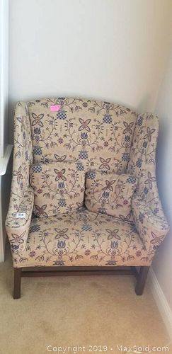 Lot #0054 (1 of 17)