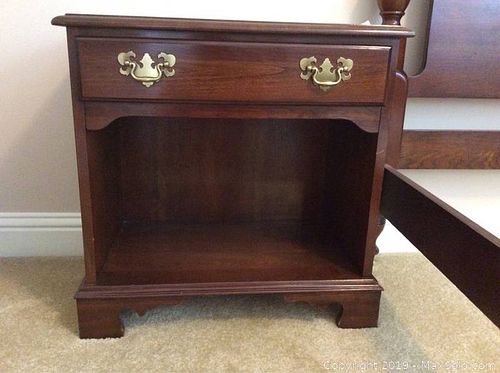 Lot #0060 (1 of 13)