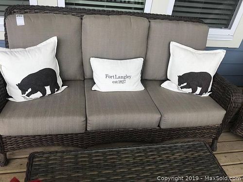 Lot #0254 (1 of 6)