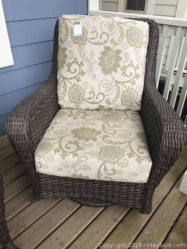 Lot #0255 (1 of 6)