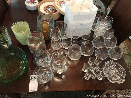 Lot #0260 (1 of 11)