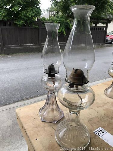 Lot #0270 (1 of 4)