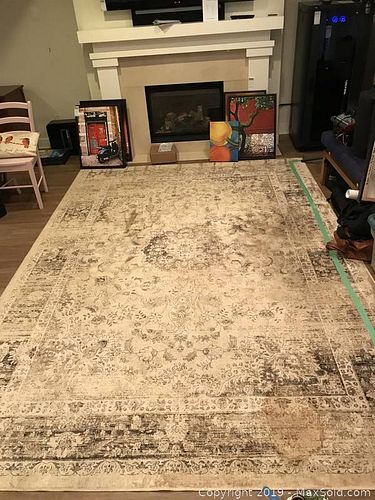 Lot #0321 (1 of 7)