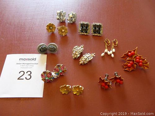 Lot #0023 (1 of 6)