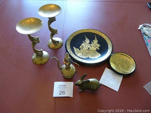Lot #0026 (1 of 5)