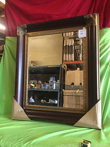 Lot #0144 (1 of 4)