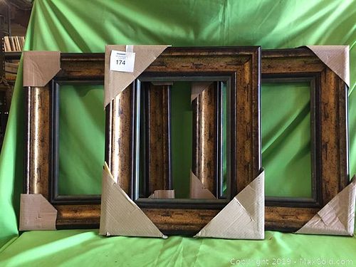 Lot #0174 (1 of 4)