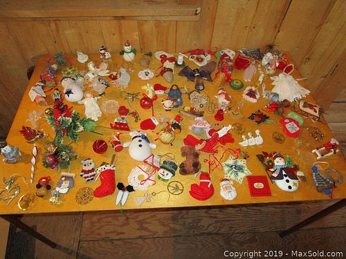 Lot #0069 (1 of 14)