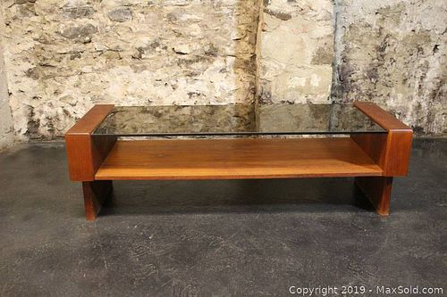 Lot #0046 (1 of 12)