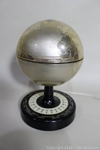 Lot #0136 (1 of 15)