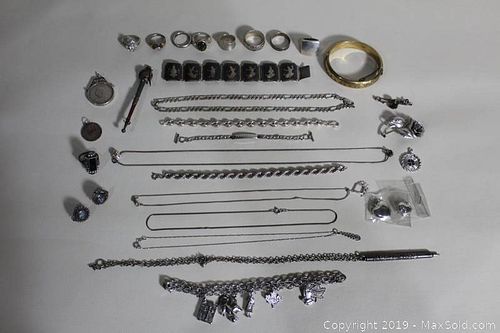Lot #0372 (1 of 13)