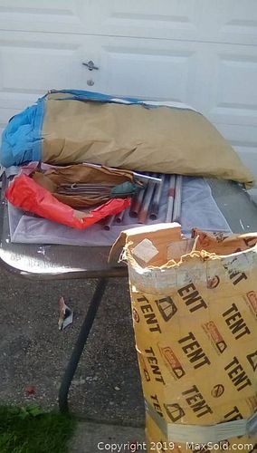 Lot #0024 (1 of 12)
