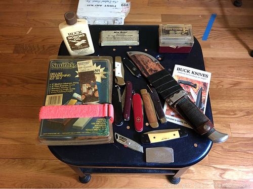 Lot #0678 (1 of 16)