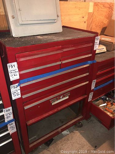 Lot #0753 (1 of 10)