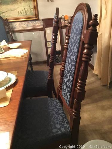 Lot #0025 (1 of 16)