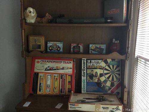 Lot #0048 (1 of 15)
