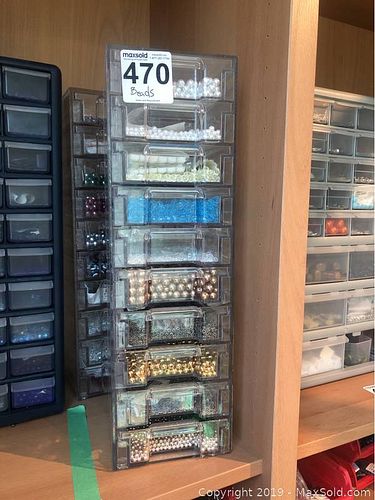 Lot #0470 (1 of 12)