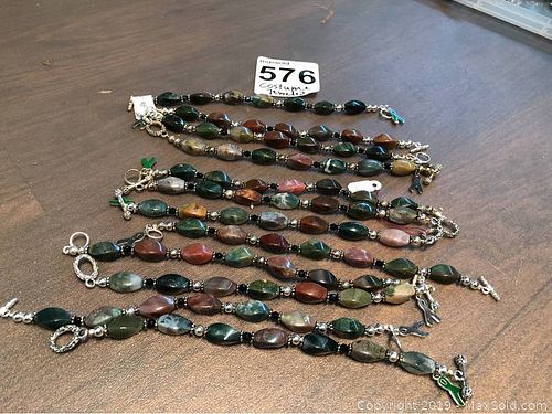 Lot #0576 (1 of 9)
