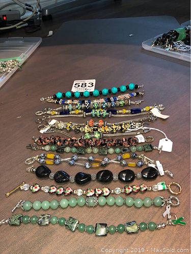 Lot #0583 (1 of 10)