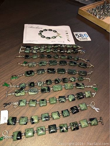 Lot #0586 (1 of 6)