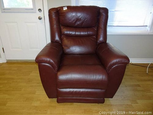 Lot #0435 (1 of 9)
