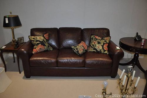 Lot #0140 (1 of 7)