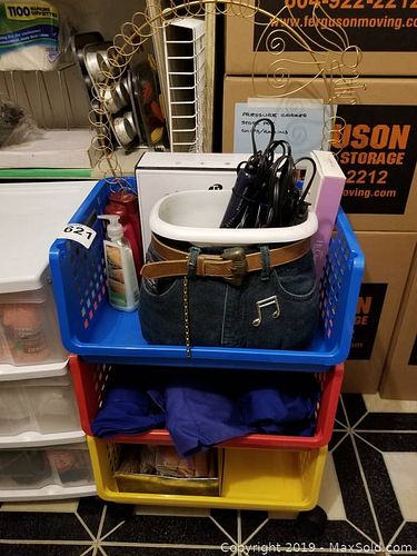 Lot #0621 (1 of 13)
