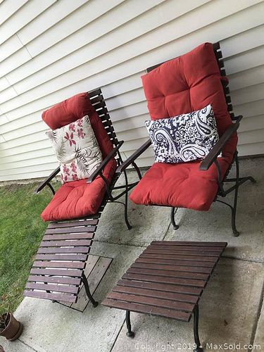 Lot #0855 (1 of 7)
