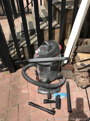 Lot #0874 (1 of 7)